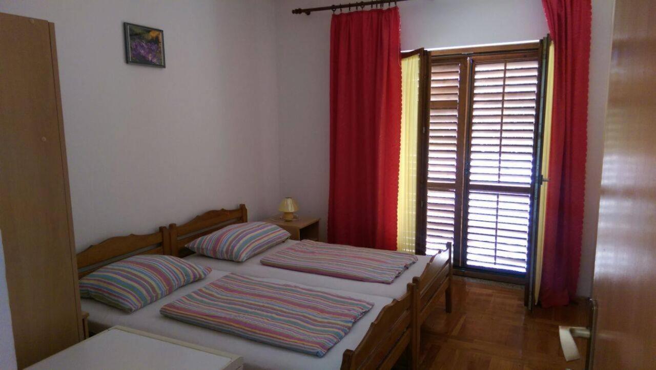 Apartmani Slavica Биоград-на-Мору Экстерьер фото