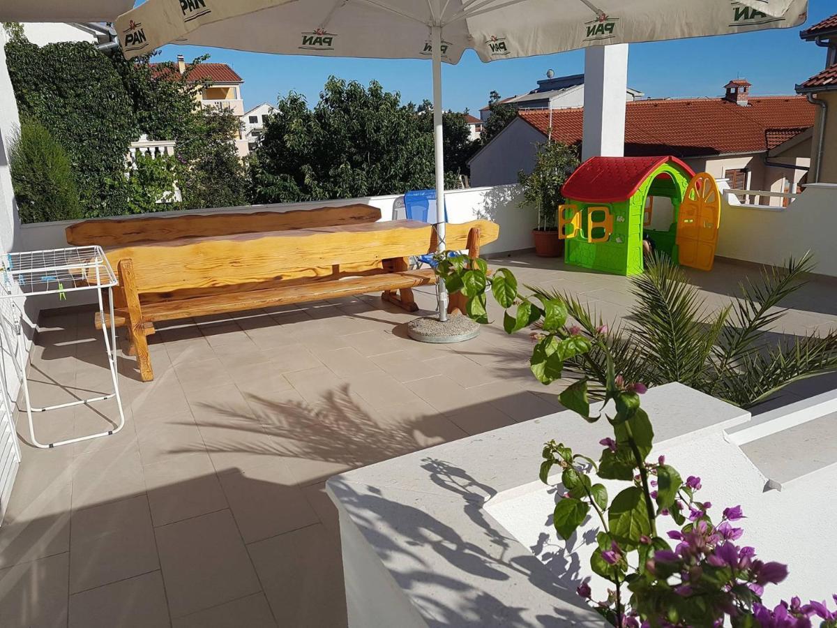 Apartmani Slavica Биоград-на-Мору Экстерьер фото