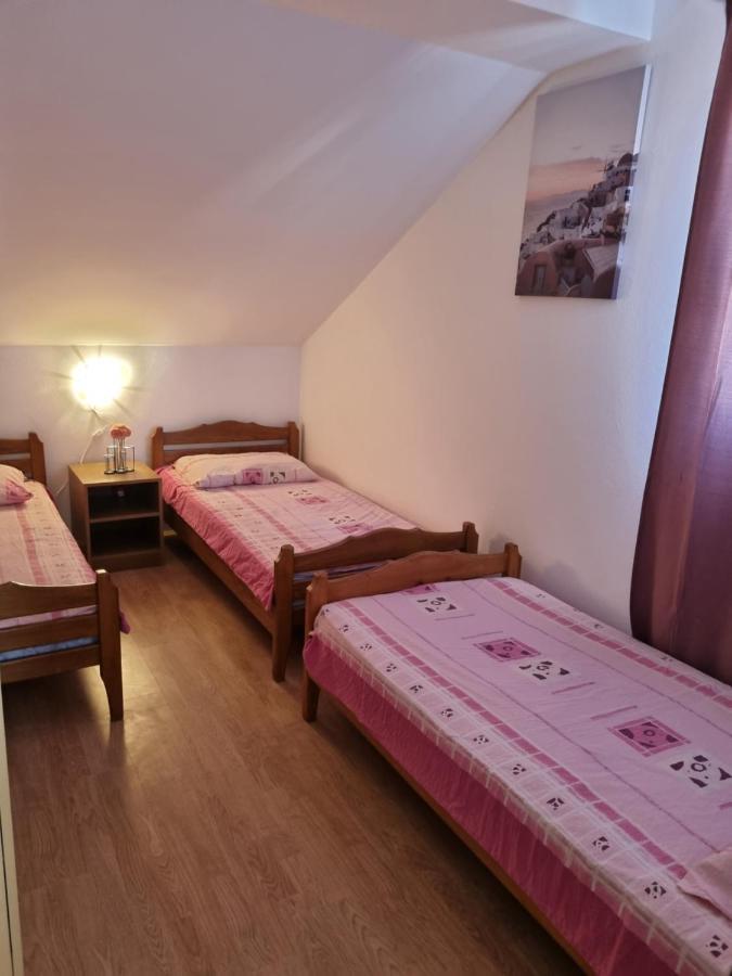 Apartmani Slavica Биоград-на-Мору Экстерьер фото