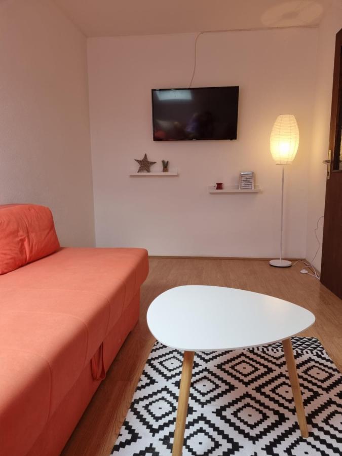 Apartmani Slavica Биоград-на-Мору Экстерьер фото